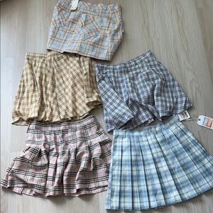 Lot of 5 pleated skater skirts M NWT Urban Outfitters Forever 21